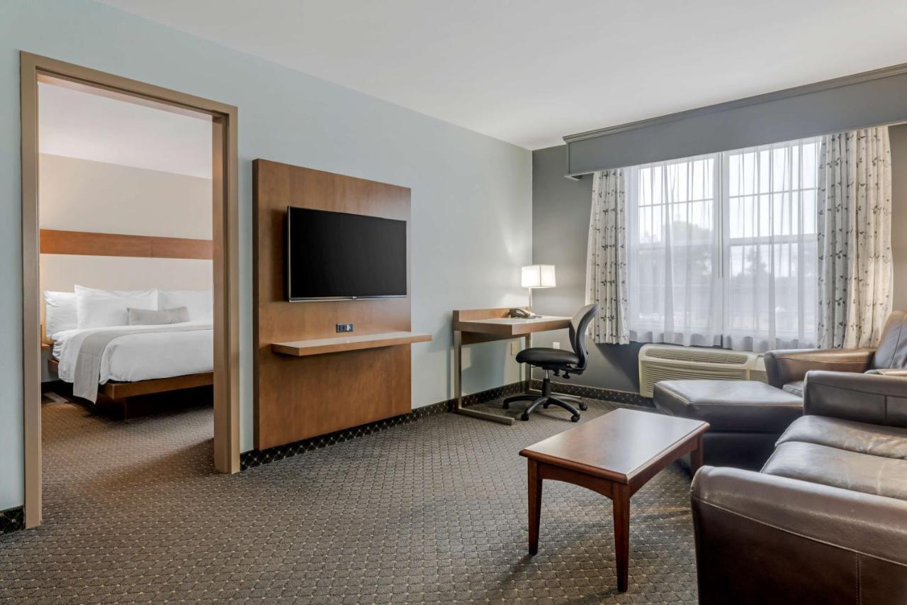 Best Western Plus Woodstock Hotel Conference Centre Dış mekan fotoğraf